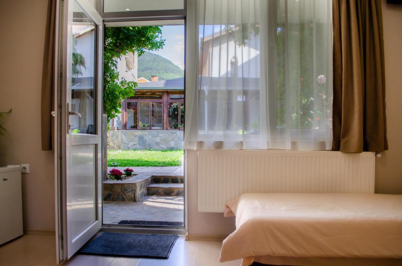 ספרבה בניה Guest House Via מראה חיצוני תמונה