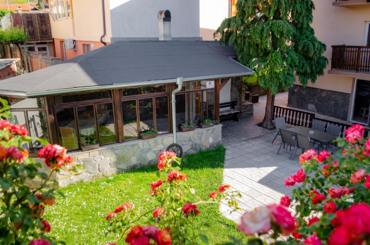 ספרבה בניה Guest House Via מראה חיצוני תמונה