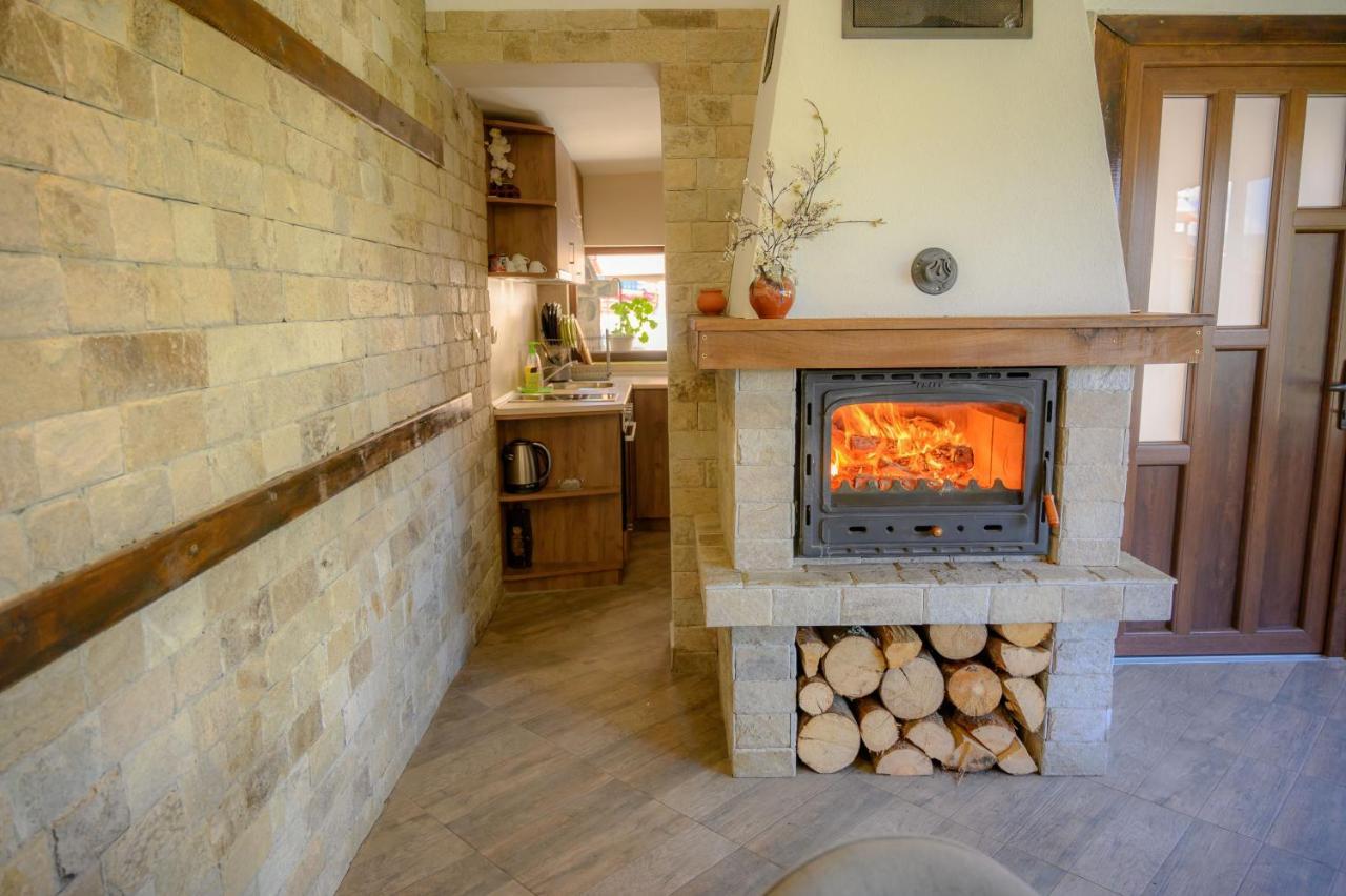ספרבה בניה Guest House Via מראה חיצוני תמונה