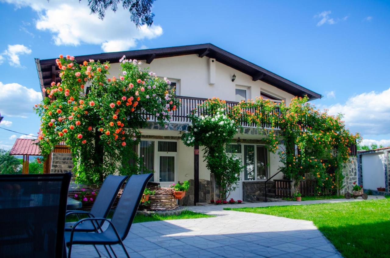ספרבה בניה Guest House Via מראה חיצוני תמונה
