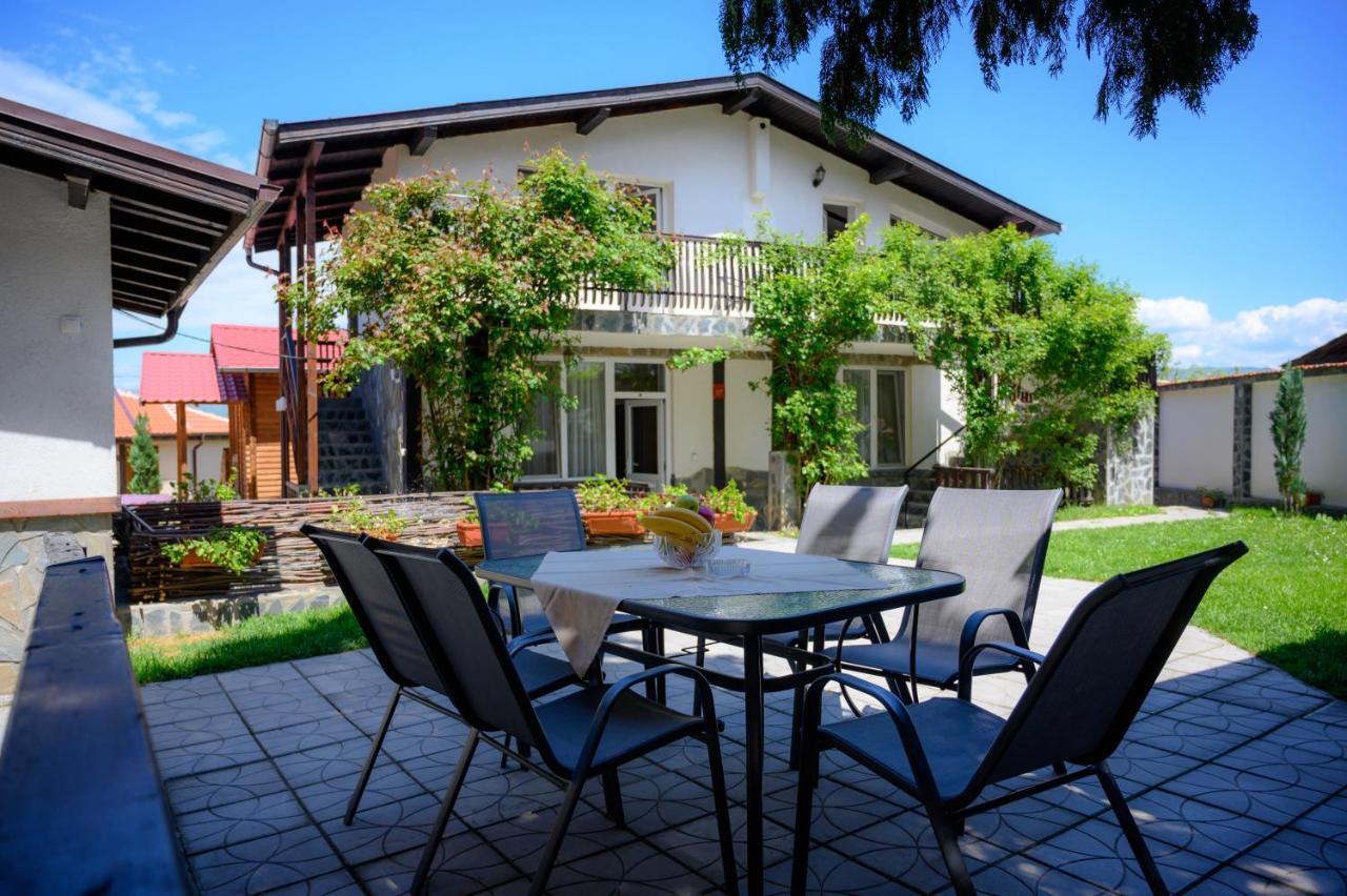 ספרבה בניה Guest House Via מראה חיצוני תמונה